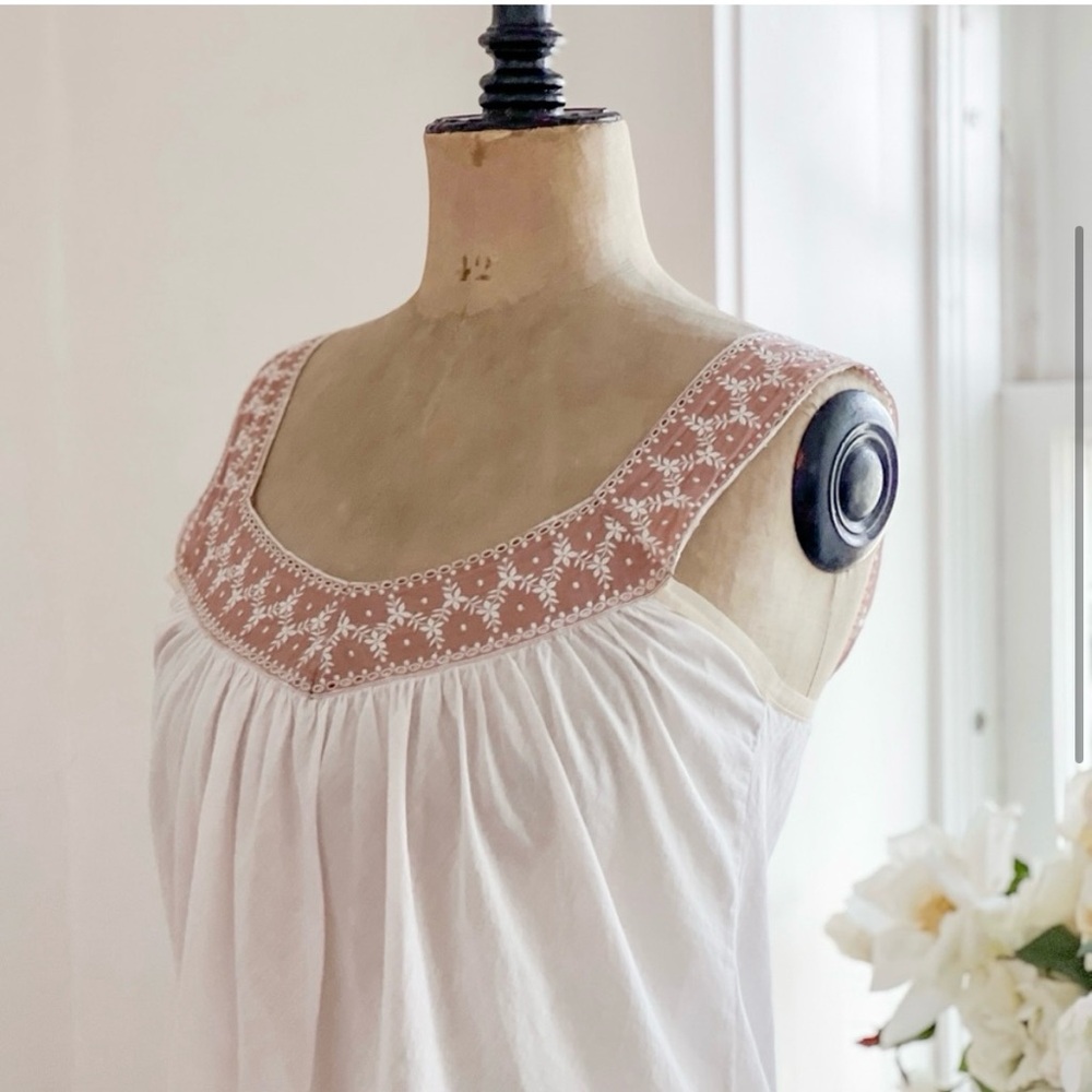 Vintage Camisole Top Powder Pink Embroidered Straps Size XS - Picture 4 of 9